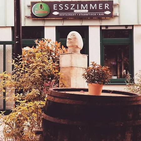 Esszimmer By F.müller Otel *